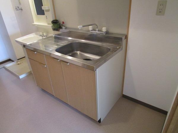 守山市勝部４丁目のマンション