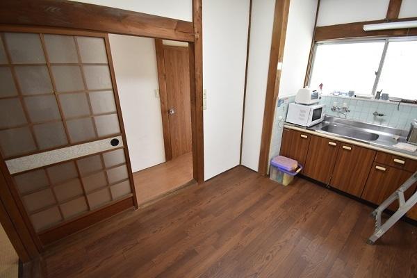 本宮2丁目貸家