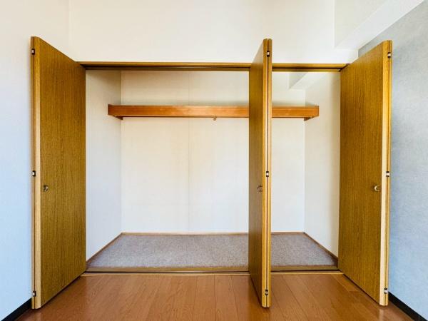 守山市勝部４丁目のマンション