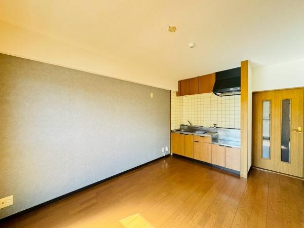 守山市勝部４丁目のマンション