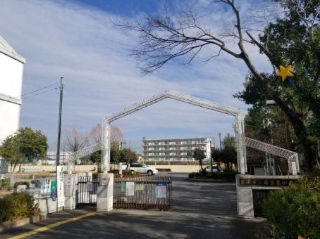 南笠東4丁目貸家(南笠東小学校)
