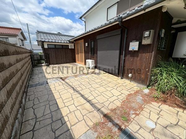 下阪本一丁目戸建