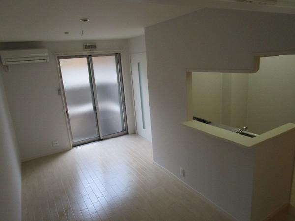 草津市追分南６丁目のアパート