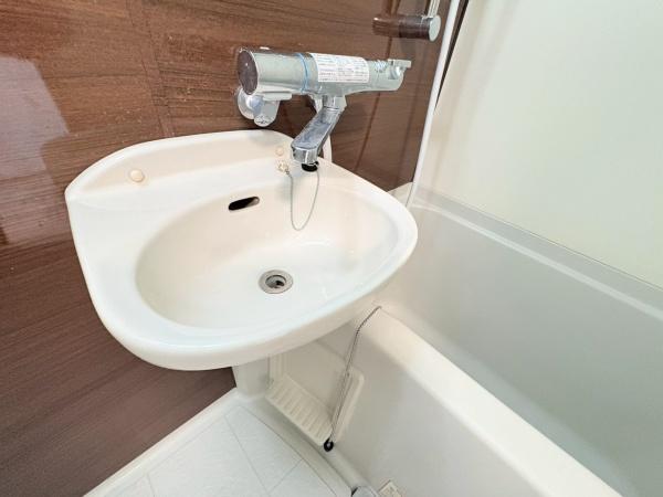 クレスト草津