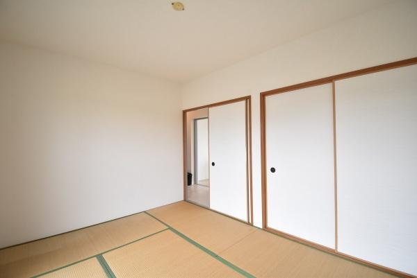 栗東ハイツ