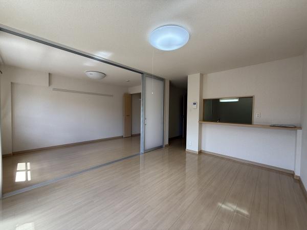 ア・レーズ１番館