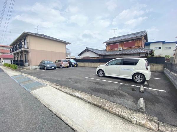 ユニハ