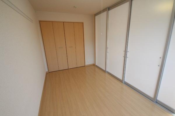 ア・レーズ１番館