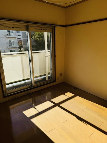 坂戸市千代田４丁目のマンション