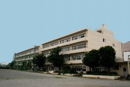 プラウドガーデン鶴瀬(富士見市立西中学校)