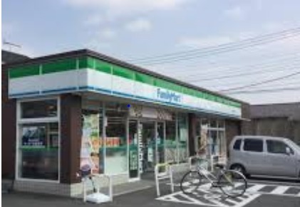 スカイハイツ(ファミリーマート川越砂新田店)