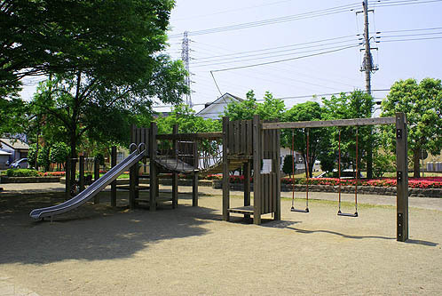 サンハイツムカサ(稲荷林公園)