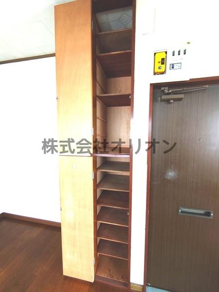 練馬区向山１丁目のアパート