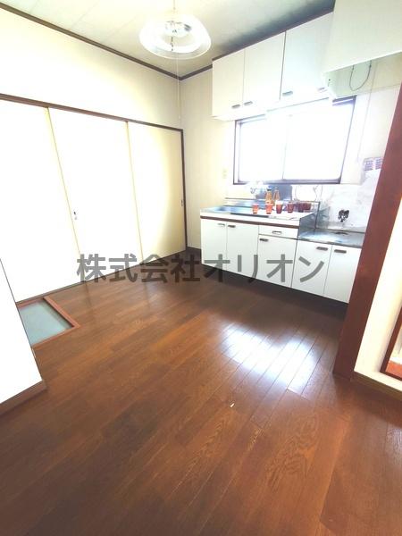 練馬区向山１丁目のアパート