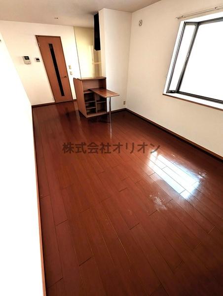 練馬区中村２丁目のアパート