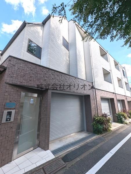 練馬区中村３丁目のアパート