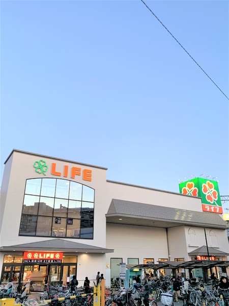ルクシア石神井公園(ライフ石神井公園店)