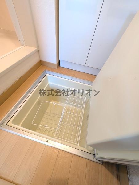 レフィナード
