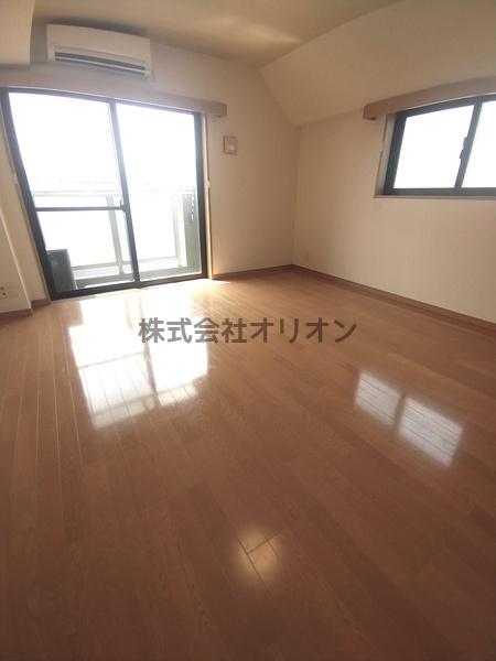 ルーブル豊玉参番館