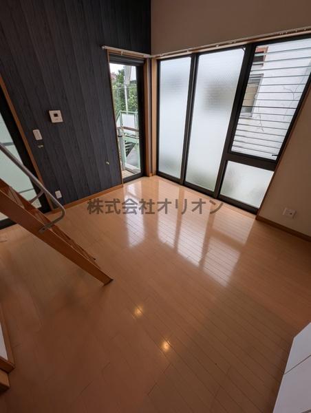 中野区沼袋４丁目のアパート