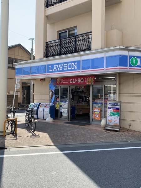 練馬区豊玉中2丁目のアパート(ローソン練馬豊玉中2丁目店)