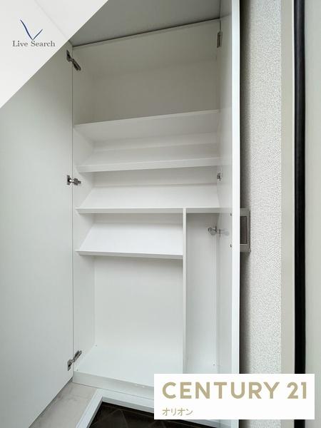 高稲荷ハイツ／タカイナリハイツ