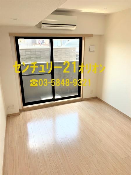 ルーブル練馬参番館／ルーブルネリマ３バンカン