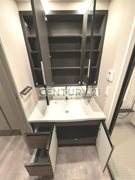 BRANSIESTA　EKODA／ブランシエスタエゴタ