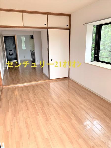 コルテ・フロリーダ豊玉(トヨタマ)(洋室)