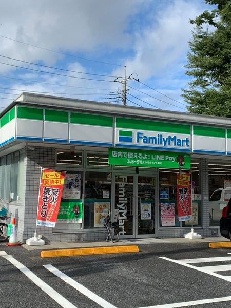 Grace都立家政／グレイストリツカセイ(ファミリーマート都立家政店)