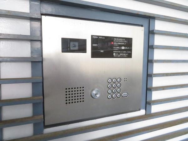 ラークスパ岡町