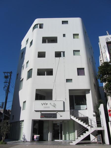 ラークスパ岡町