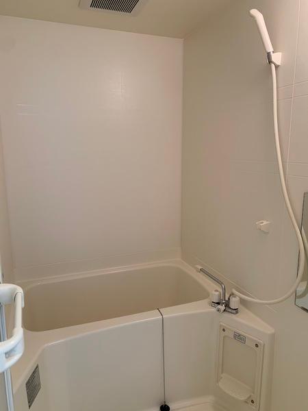 ラークスパ岡町