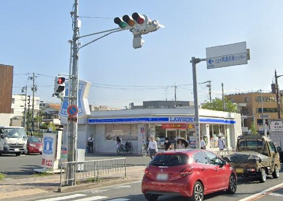 吹田市朝日が丘町のアパート(ローソン吹田片山二丁目店)