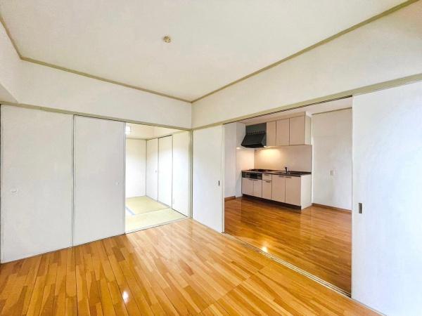 大阪市淀川区三国本町２丁目のマンション