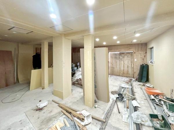 尼崎市崇徳院２丁目の店舗付住宅