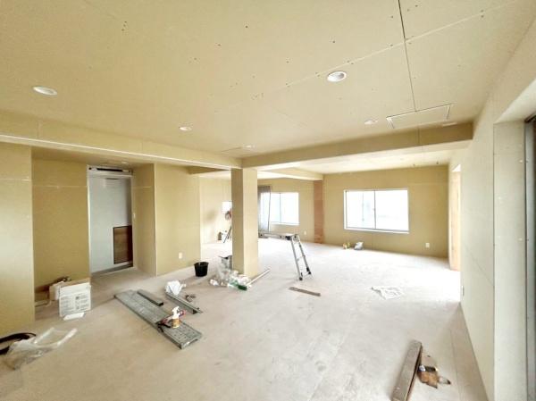 尼崎市崇徳院２丁目の店舗付住宅