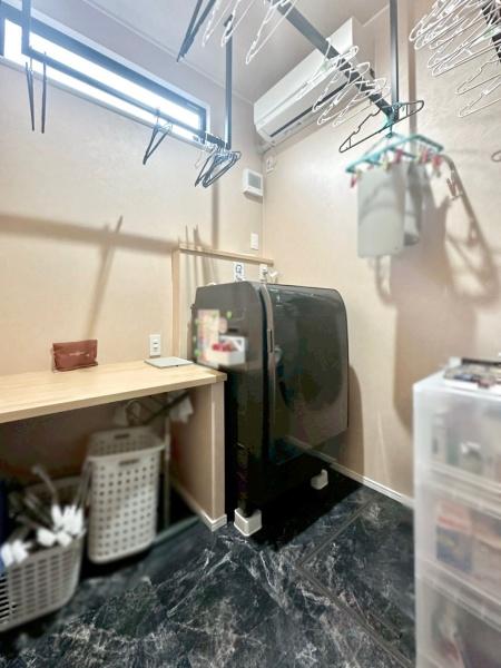 川西市萩原台西２丁目の貸家