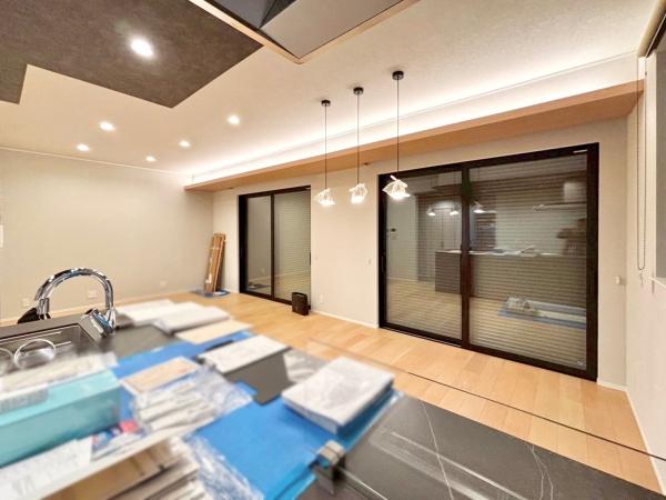 川西市萩原台西２丁目の貸家