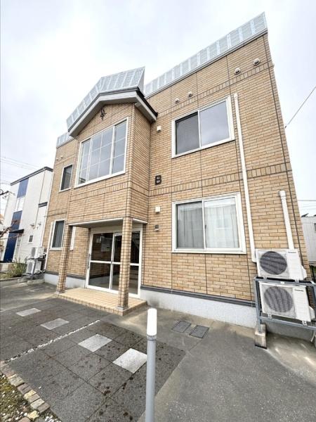 アメニティコートB