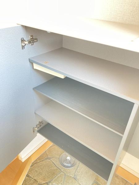 グランモア三好A