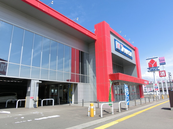 グランモア三好A(ヤマダ電機テックランド青森三好店)