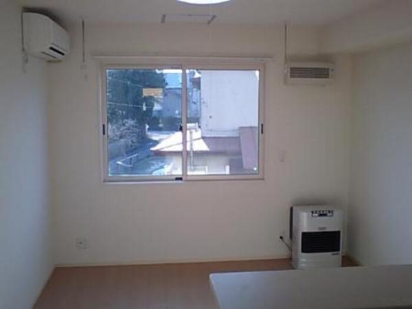 グランモア三好A