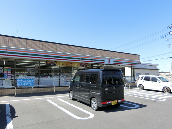 青森市富田5丁目のアパート(セブンイレブン 新田3丁目店)