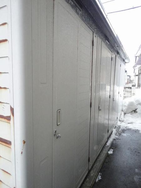 青森市佃３丁目のアパート