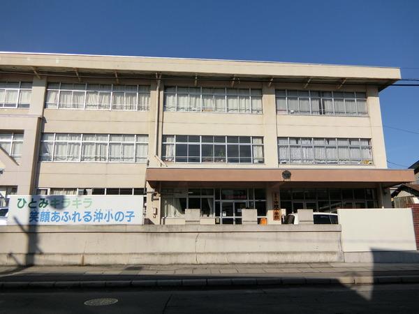 BETTERR06 B棟(青森市立沖館小学校)