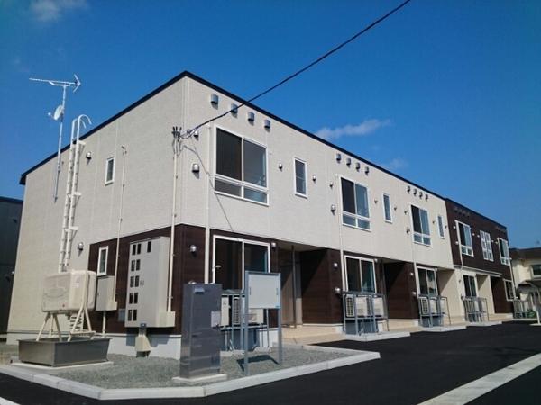 青森市沖館５丁目のアパート