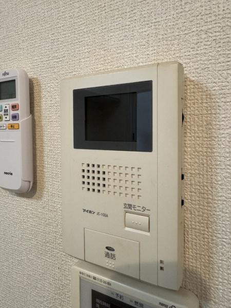 グランモア鳴滝B