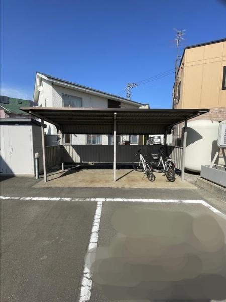 グランモア南佃　B