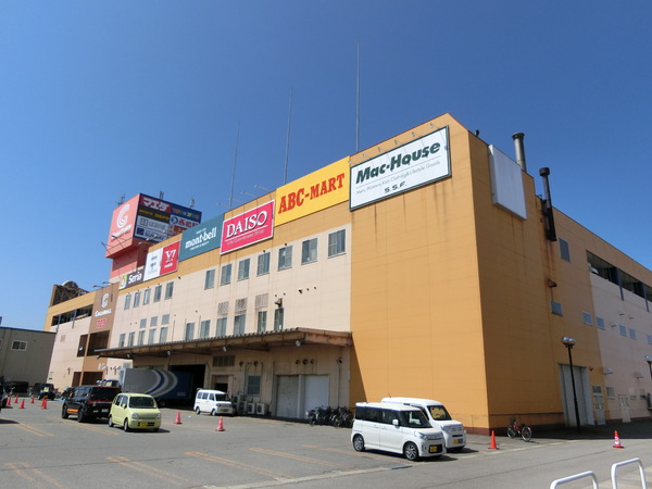 グランモア石江(マエダ　ガーラモール店)